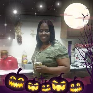 Meet your Posher, Marie